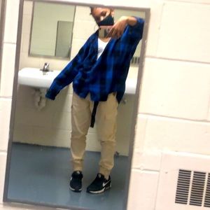 Meet your Posher, Azsalise